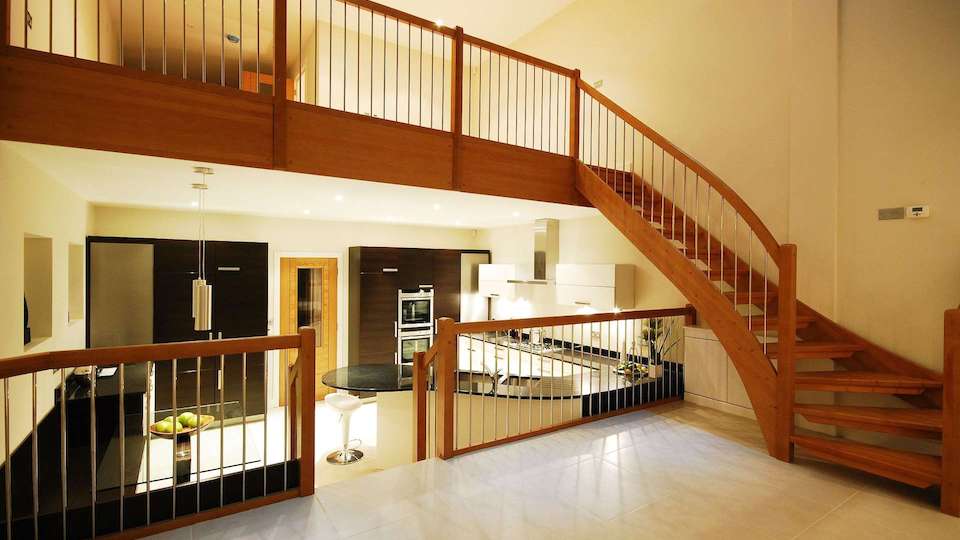 Westerfan | Eritellimusmööbel